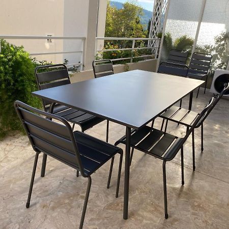 Terrasse Plein Sud - Chaleureux En Centre Ville Hyères Exterior foto